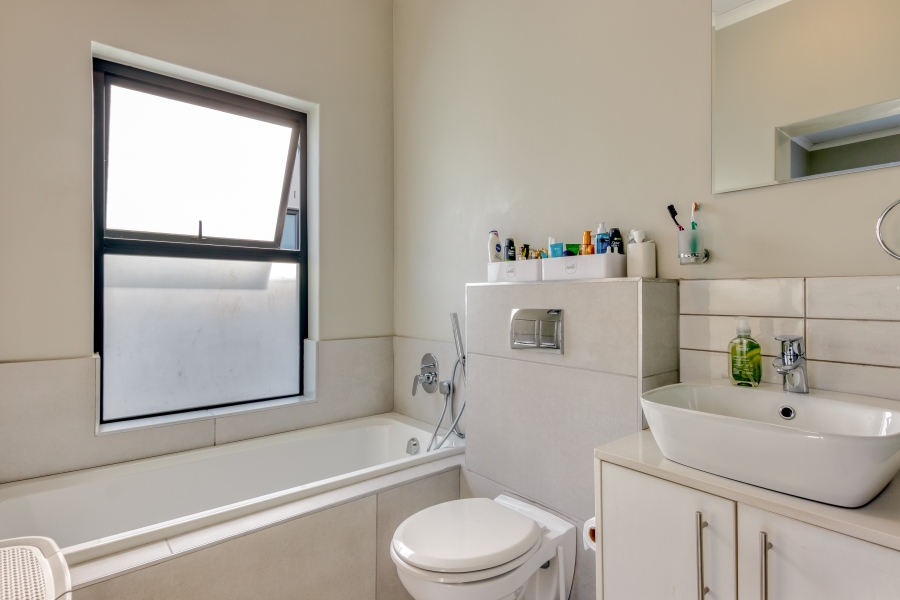3 Bedroom Property for Sale in Aan de Wijnlanden Western Cape